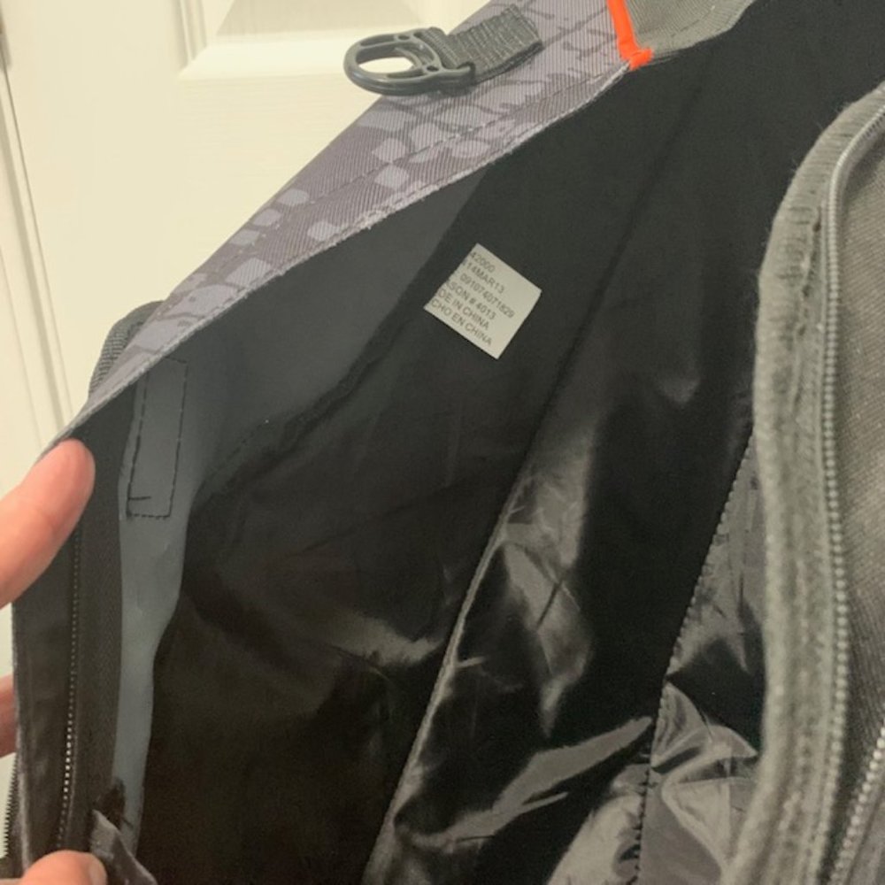 Fuel Single Strap Backpack Black - Picture 13 of 15
